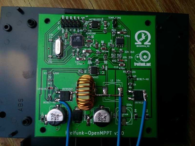 Platine des Freifunk-OpenMPPT-Reglers Typ A